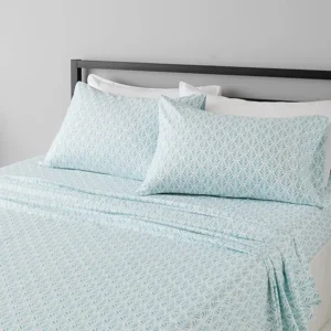 Amazon Basics Lightweight Super Soft Easy Care Microfiber 4 Piece Comfortable Bed Sheet Set With 14" Deep Pockets, Full, Aqua Fern, Printed